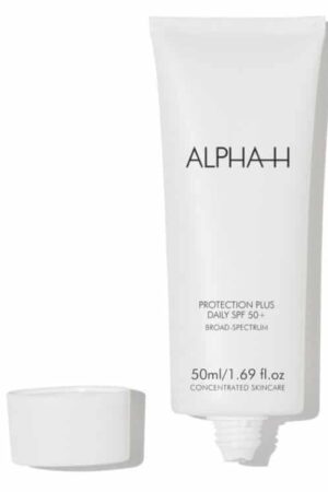 Protection-Plus-Daily-SPF-50-50ml-2-e1584700715963